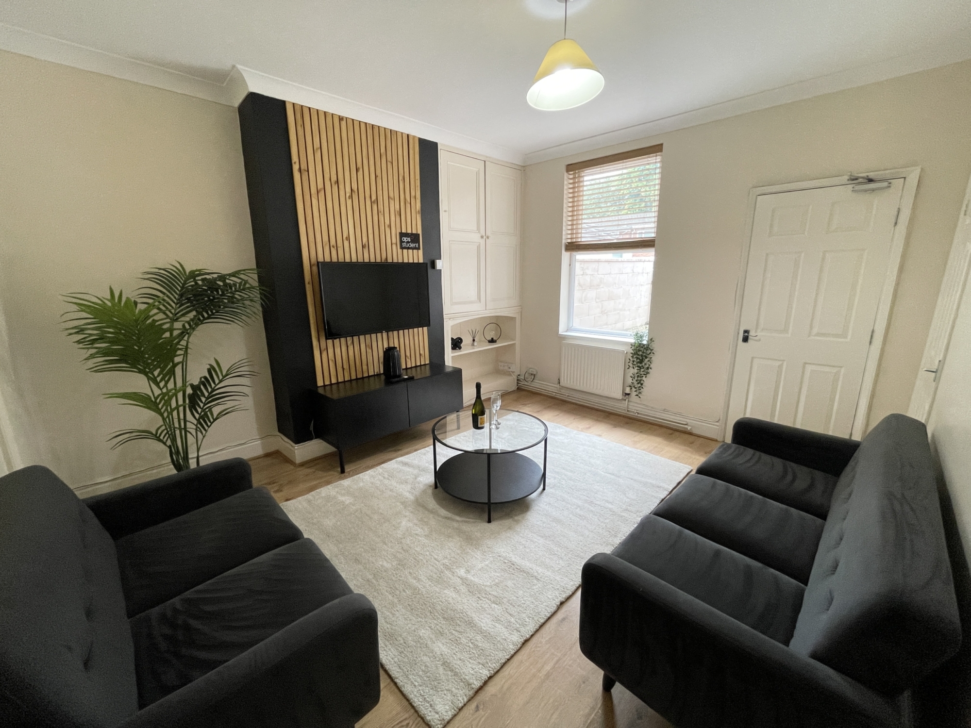 60 Carholme Rd Lincoln student house accommodation - lounge