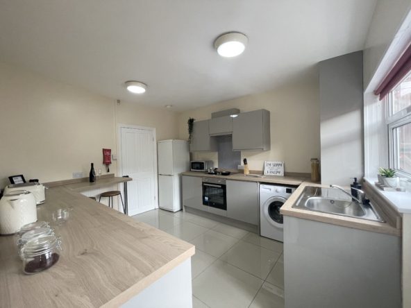 21 Westbourne Grove 4 bed student house accommodation Lincoln