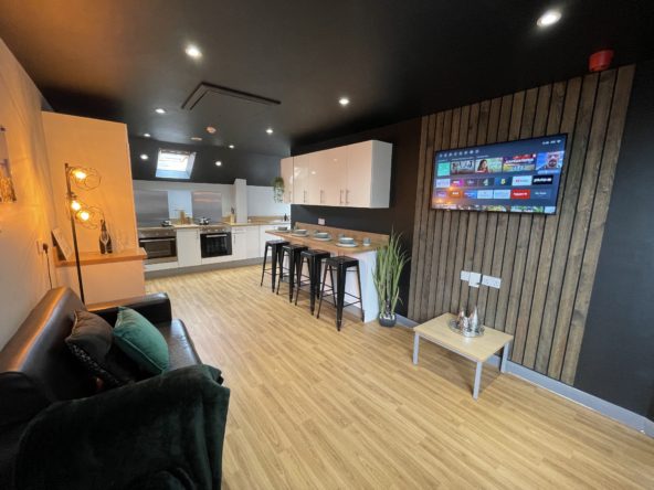 Kitchen in 8 bed Lincoln student accommodation