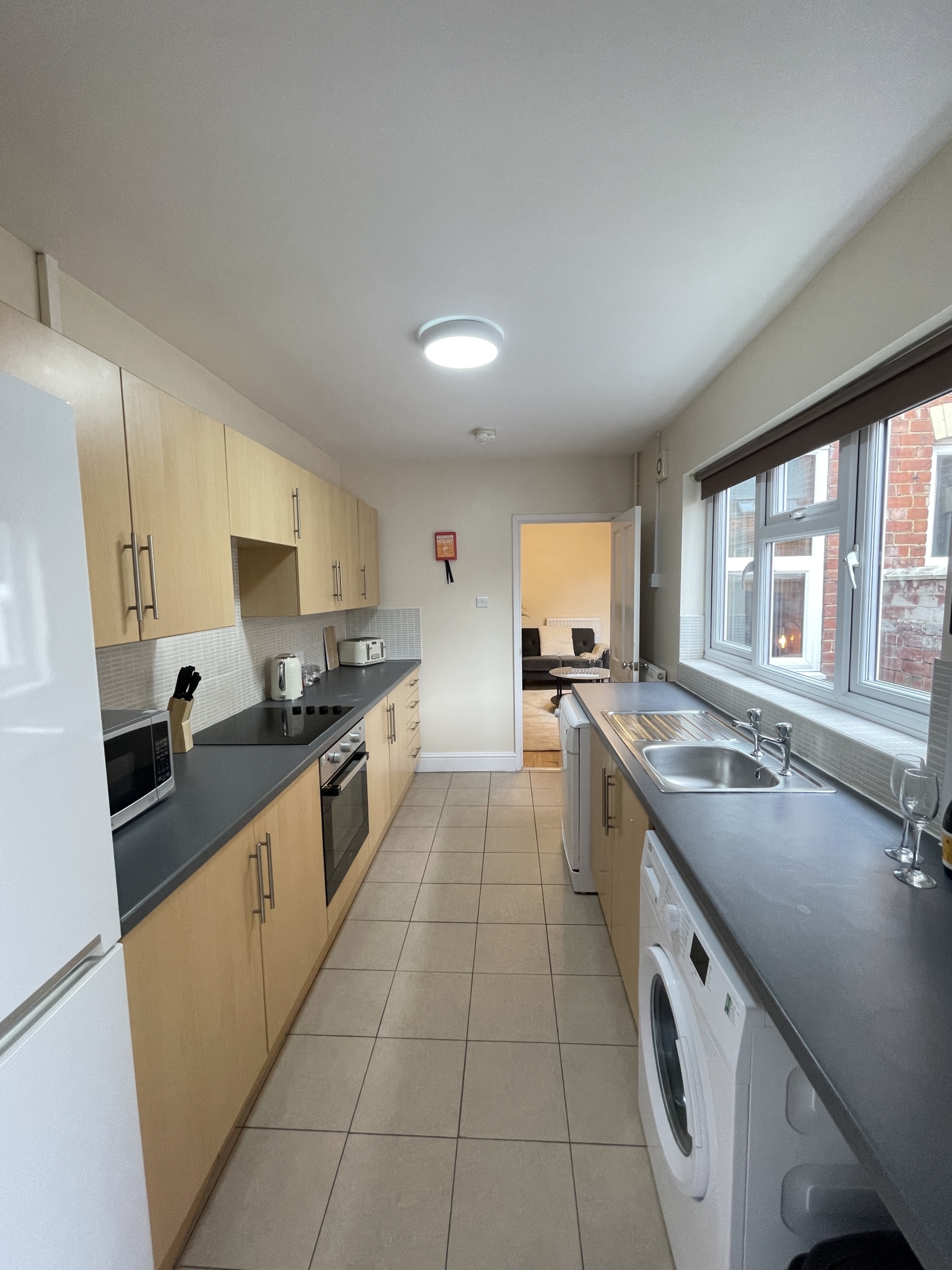 30 Moor St Lincoln student house accommodation - kitchen