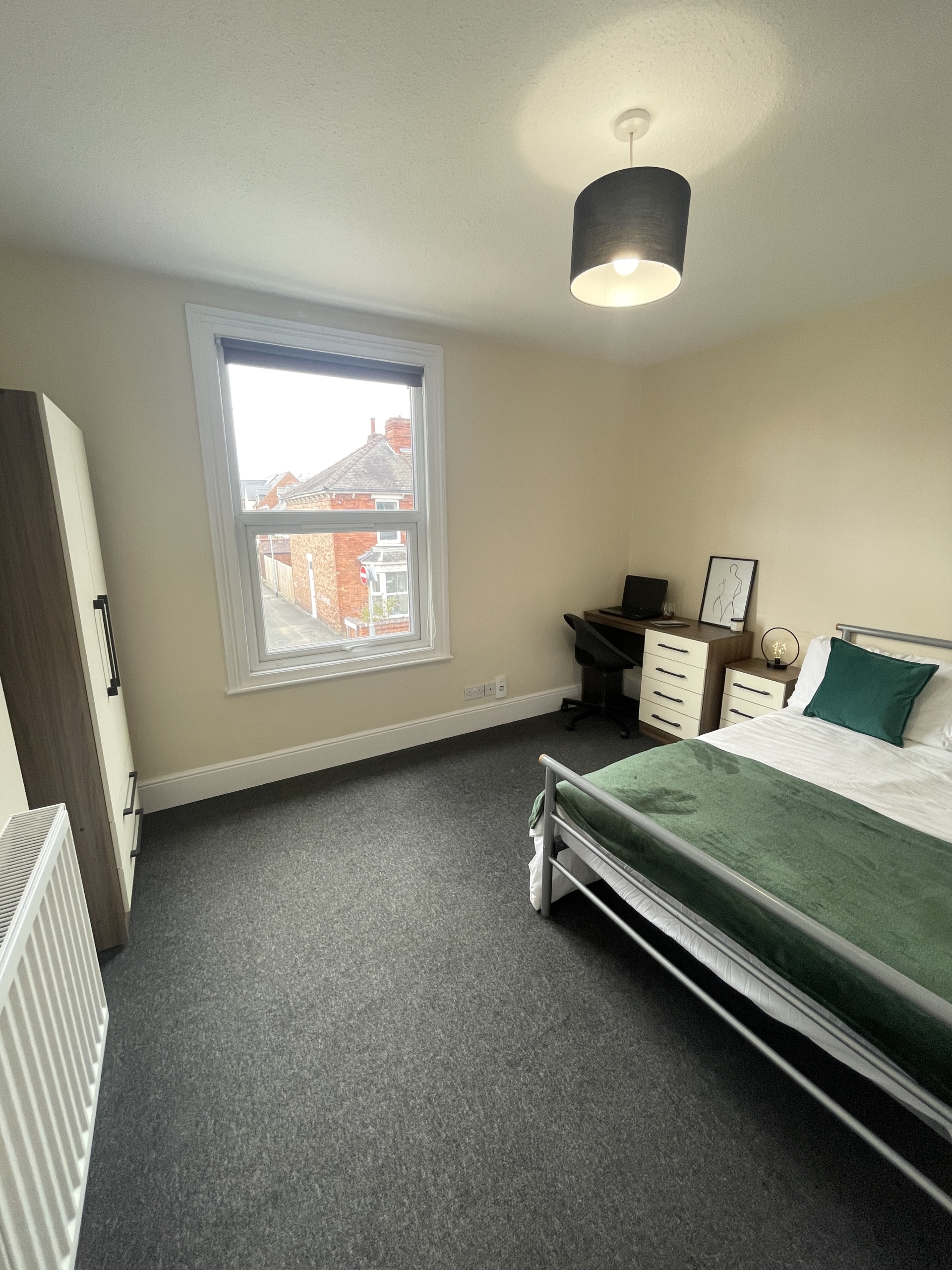 30 Moor St Lincoln student house accommodation - bedroom