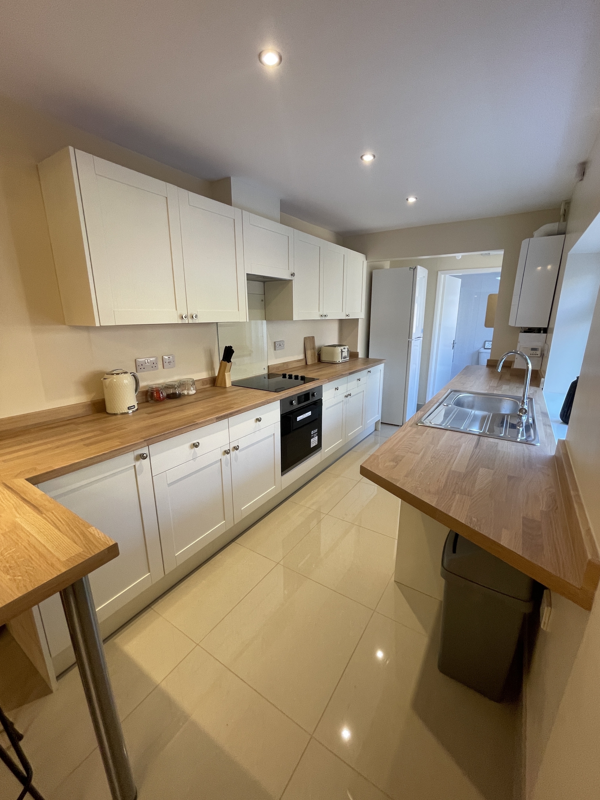 63 Moor St student accommodation house Lincoln - kitchen