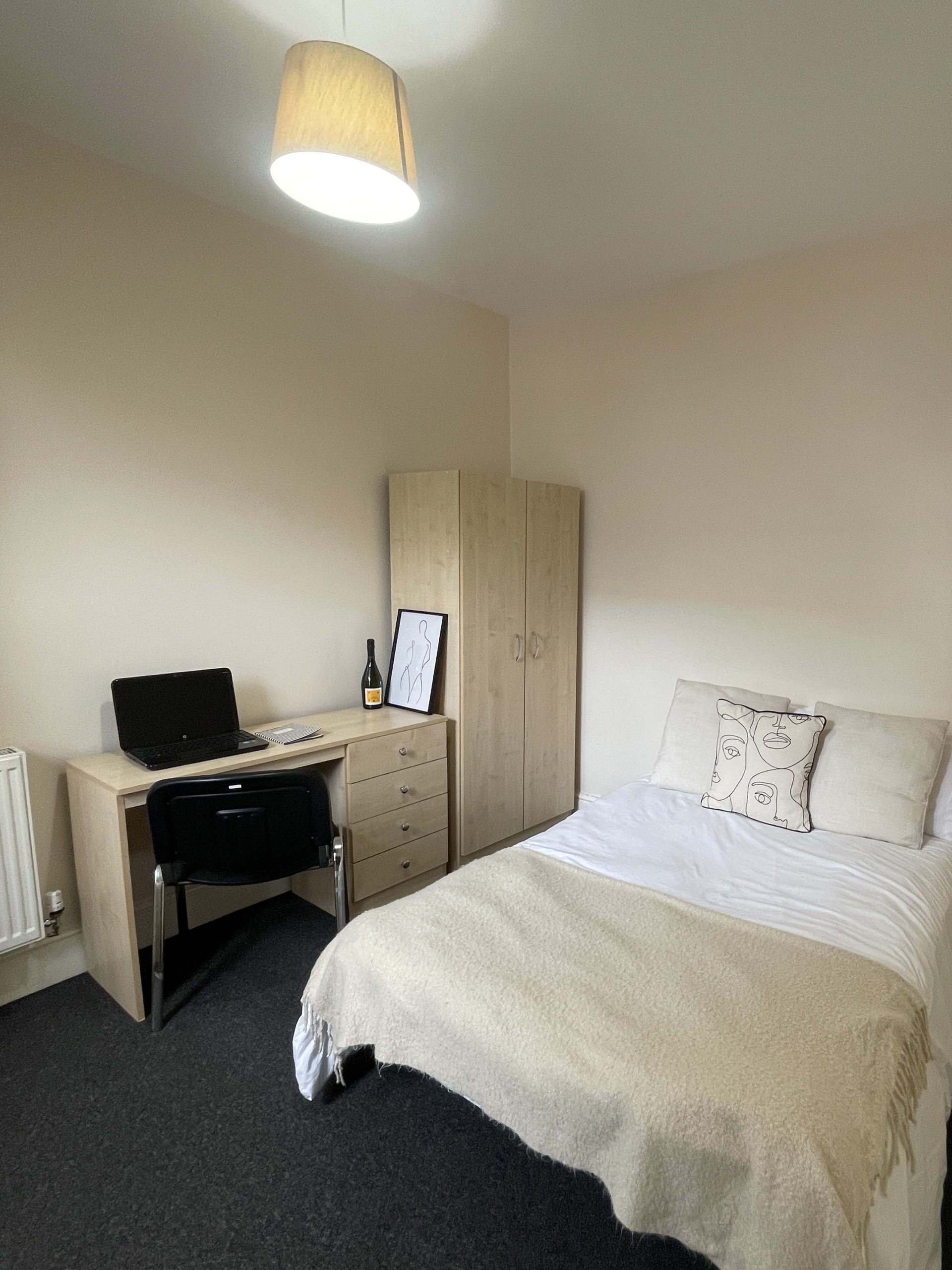36b Portland St Lincoln student house accommodation - bedroom