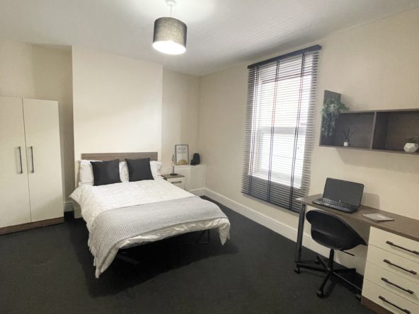 6 Carholme Rd student house/student accommodation lincoln