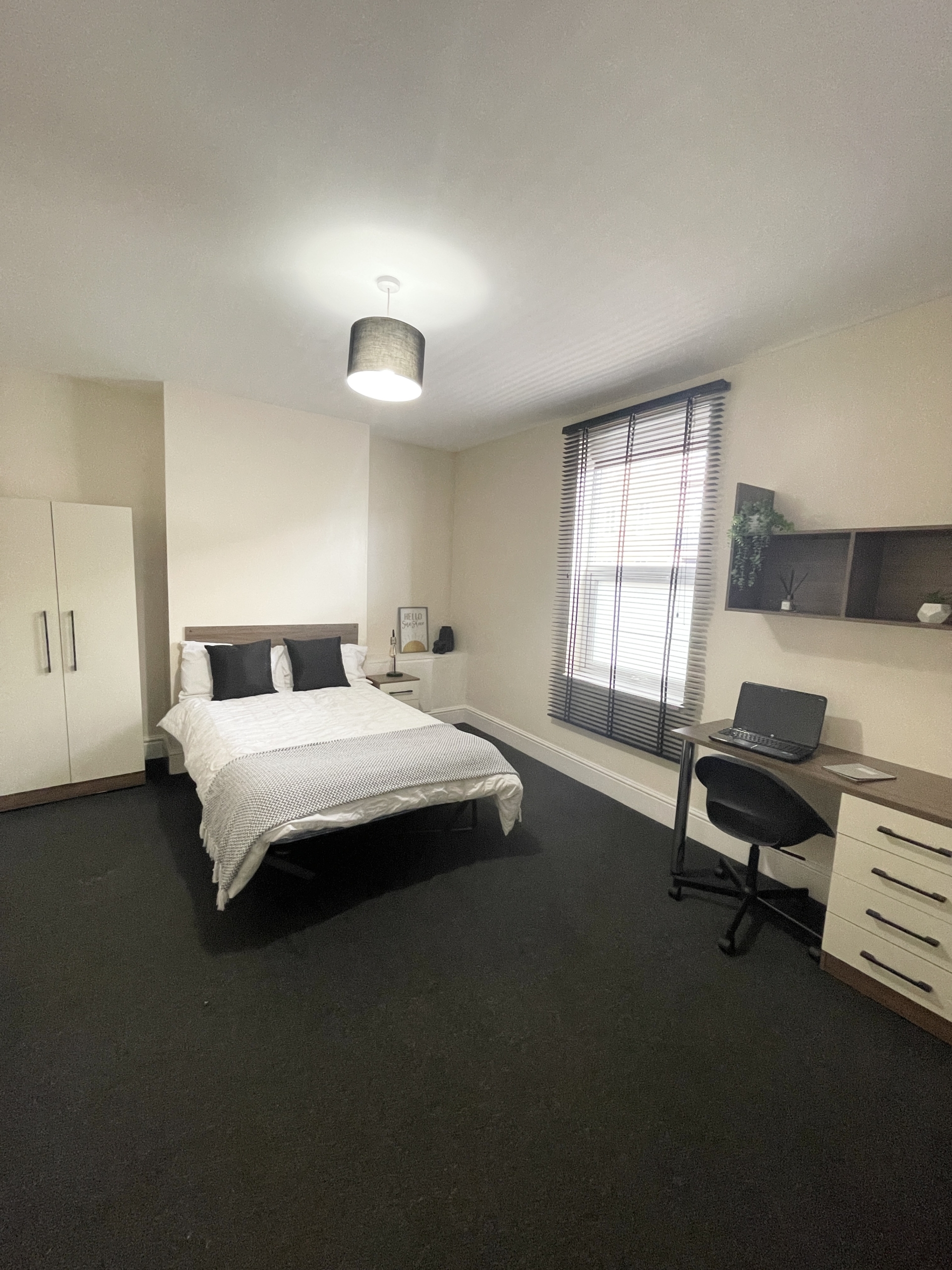 6 Carholme Rd student house/student accommodation lincoln