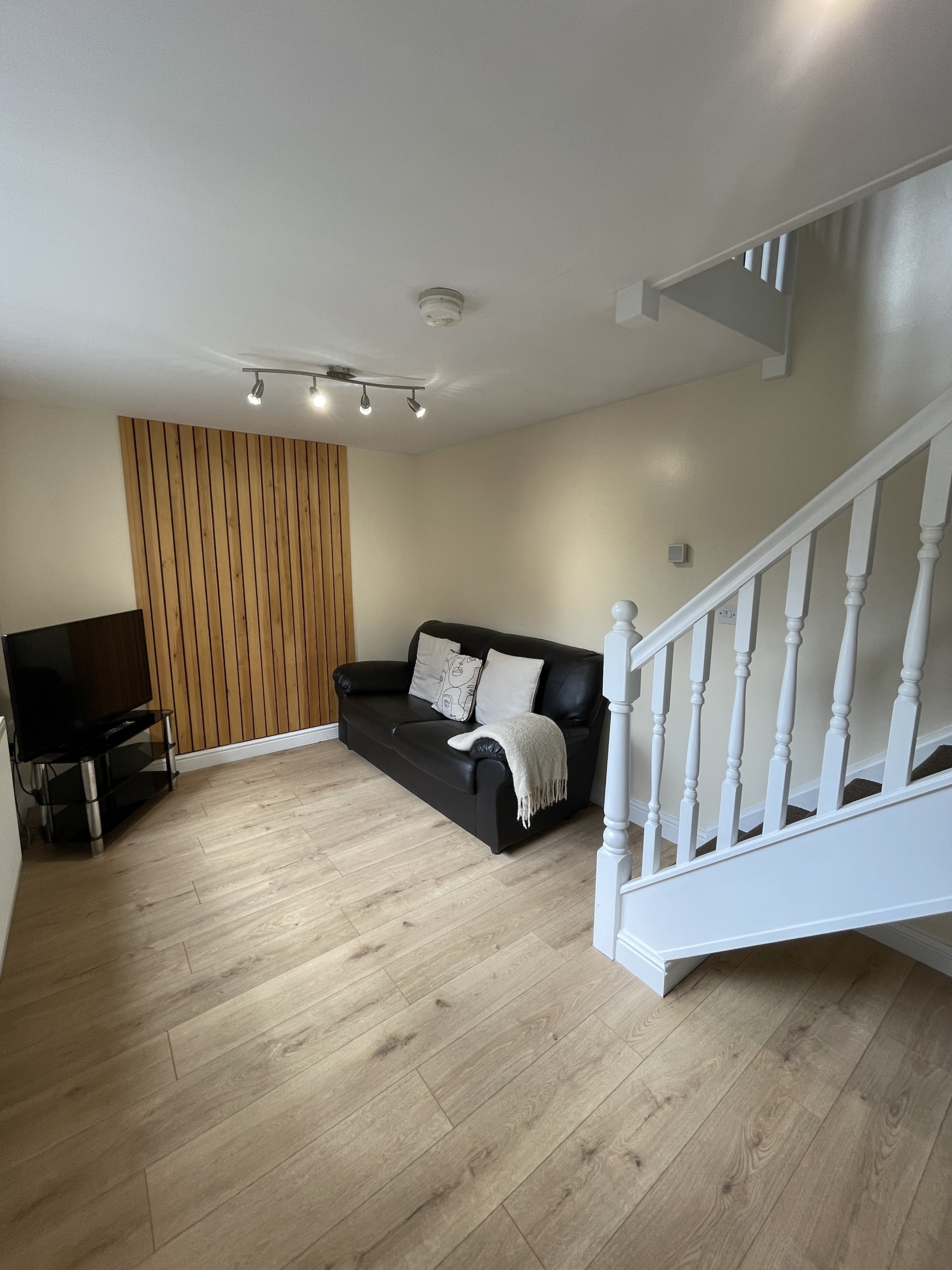 32a Whitehall Grove Lincoln student studio accommodation - lounge