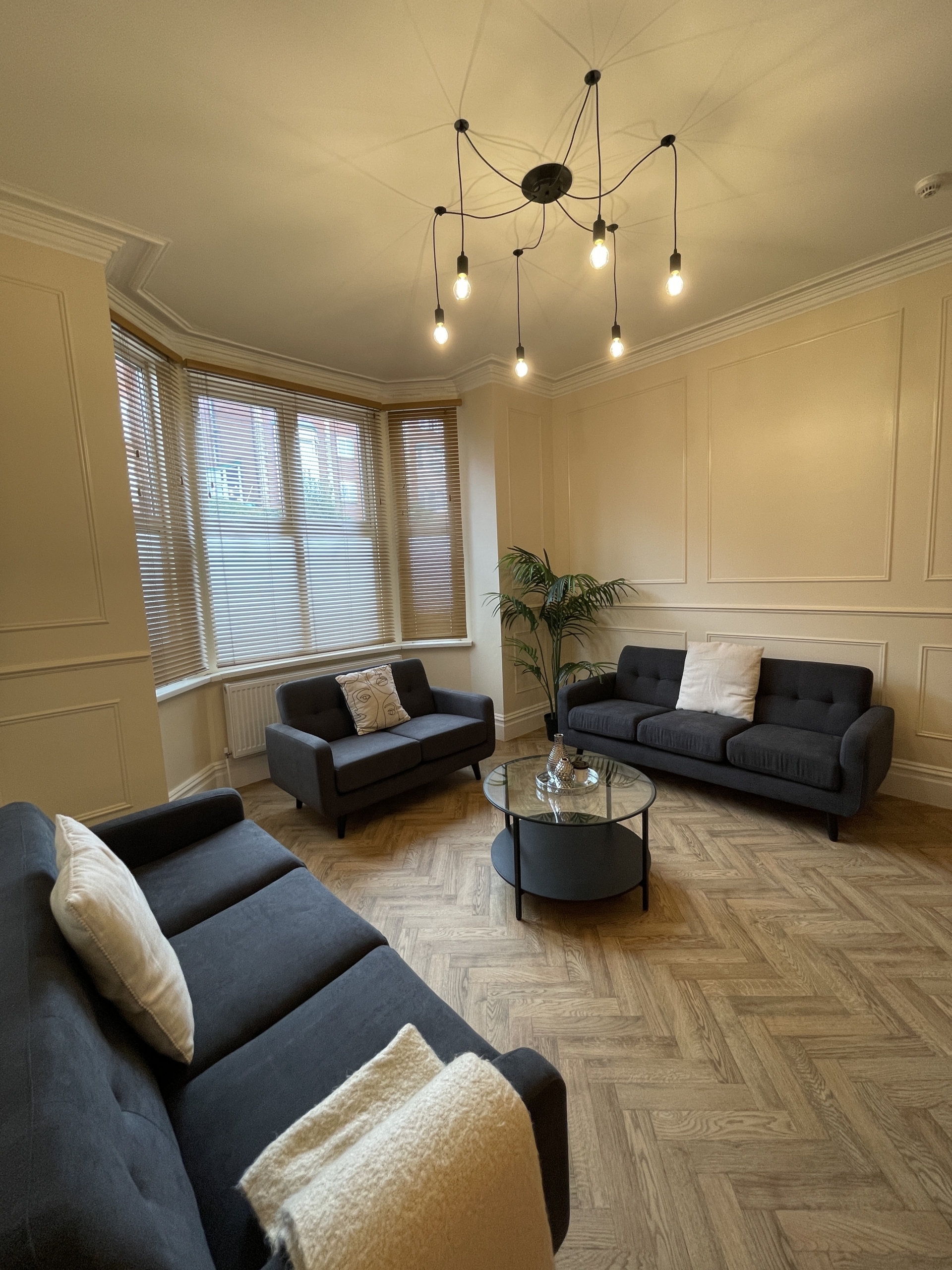 16 Yarborough Rd 8 bed student house accommodation Lincoln with parking